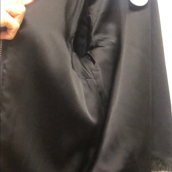 Aritzia faux fur coat - Picture 6 of 6